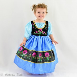 *Closed* Win 5 Princess Dresses from LittleDressUpShop.com - Freebies 4 Mom