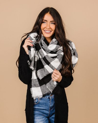 *Expired* 🧣Blanket Scarves Only $9.99 ($24.95 Value) - Freebies 4 Mom