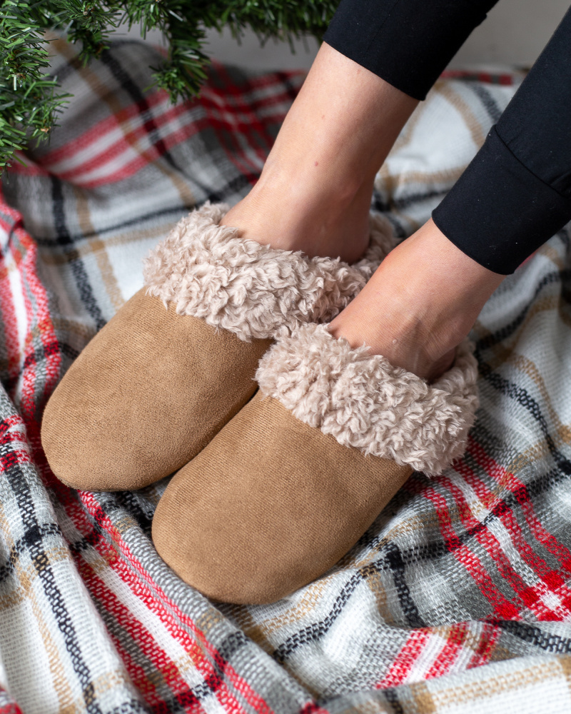 Free Slippers With $20+ Order at Cents of Style
