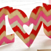 Free Kids Printable Cards: Valentines Accordian-Style Cards and Heart Wreath FREEBIE-4-7