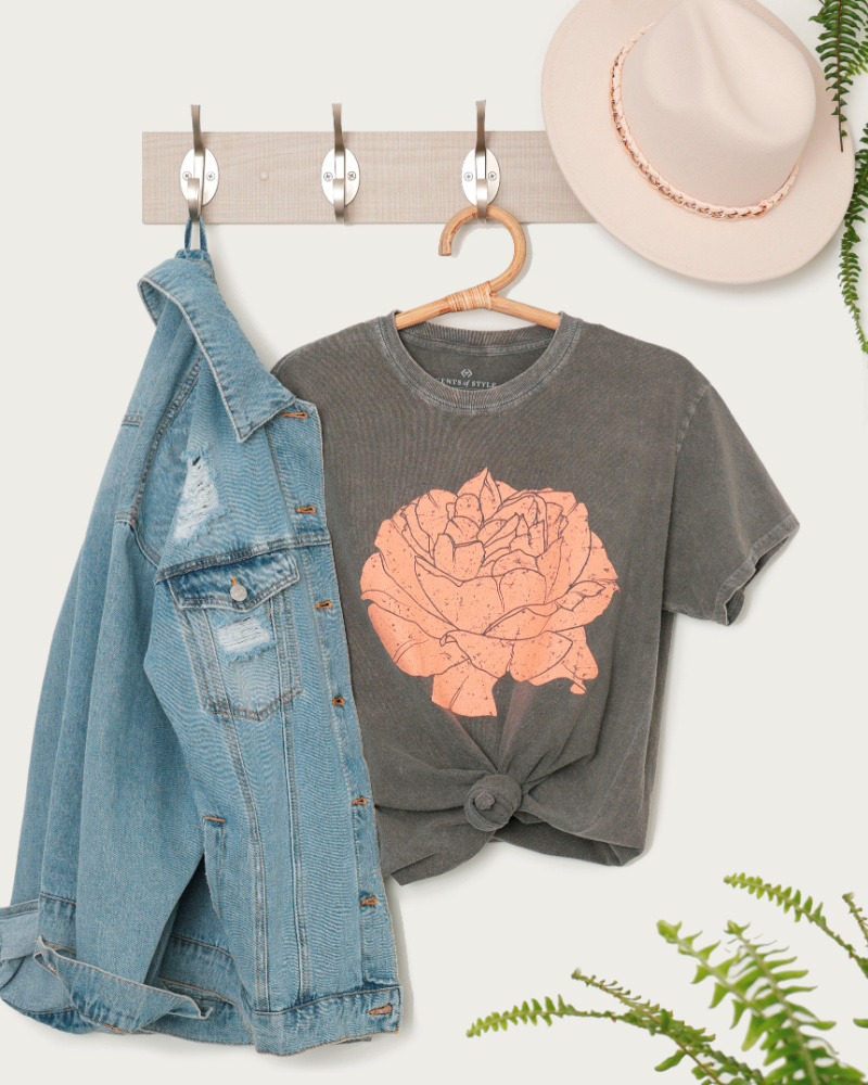 🌸New Botanicals Graphic Tees All Only $19.99 (thru 4/27)